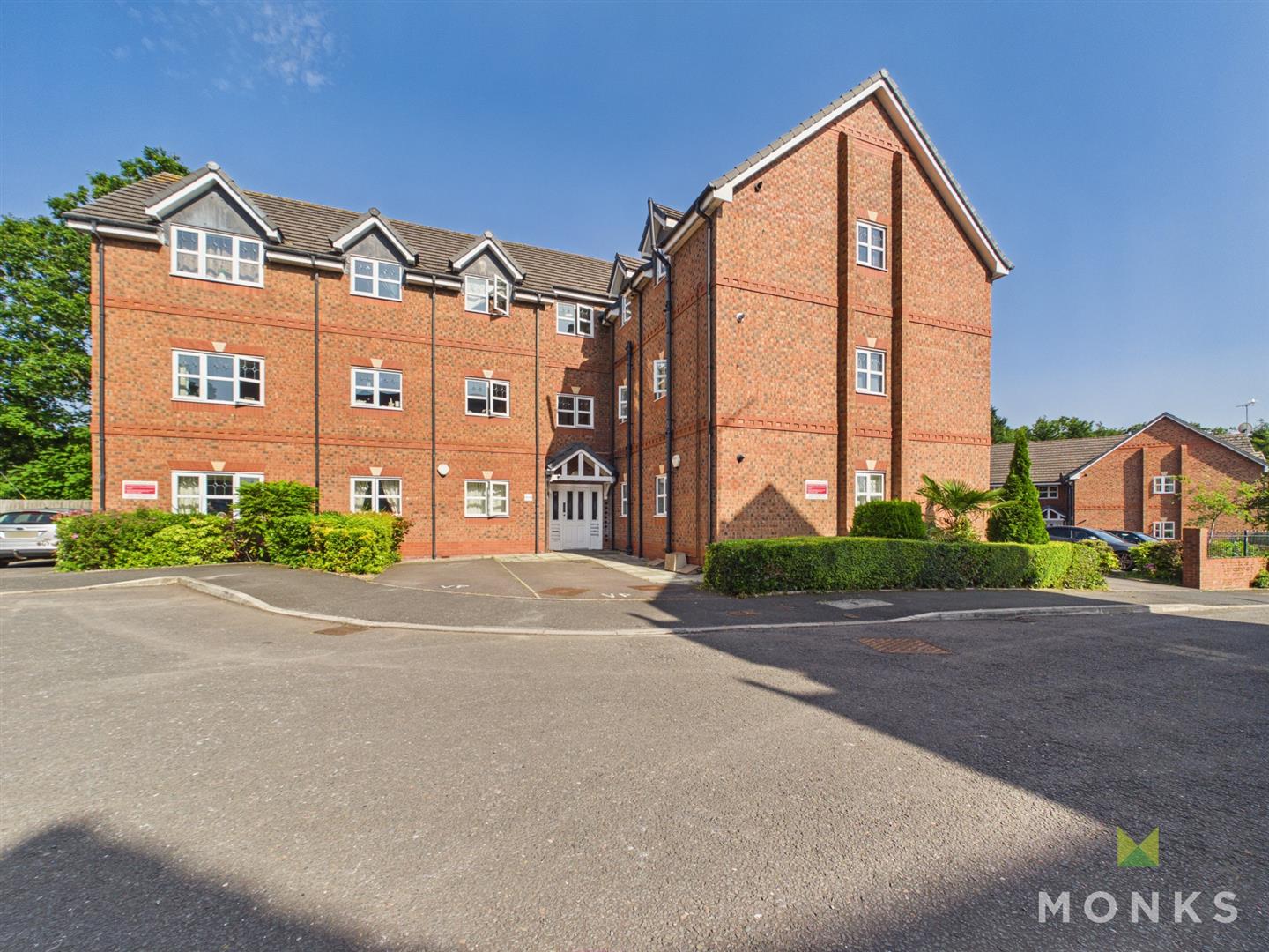 17 Battlefield Court, Shrewsbury, SY1 4AR For Sale